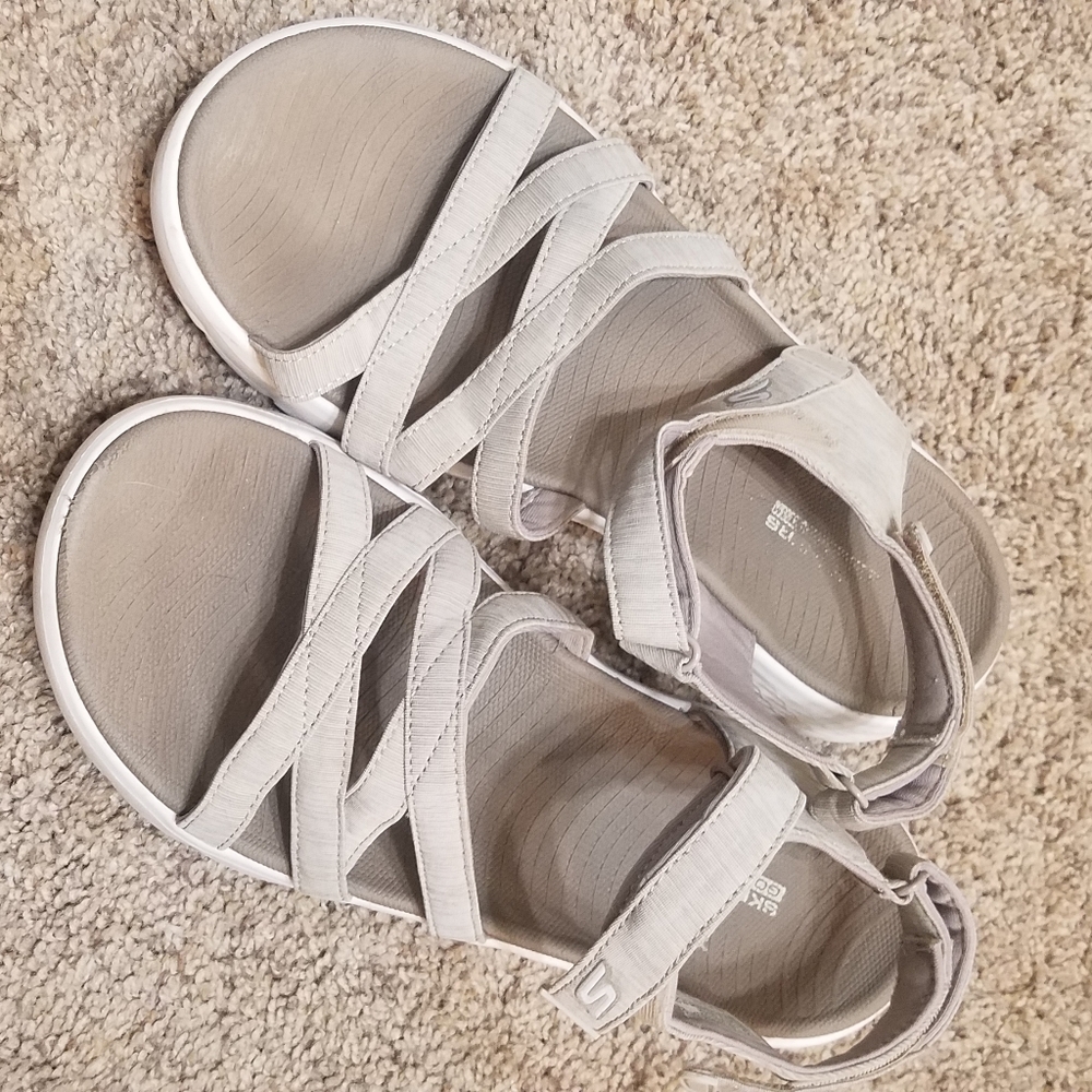 Skechers Go Walk Flex Sandals - Sunshine Taupe size 9